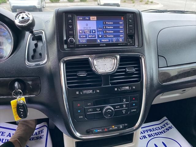 2013 Chrysler Town & Country