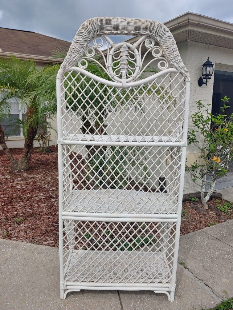 UNIQUE BEAUTIFUL BAKERS RACK W/ ARCHED LEGS & DECORATIVE TOP!