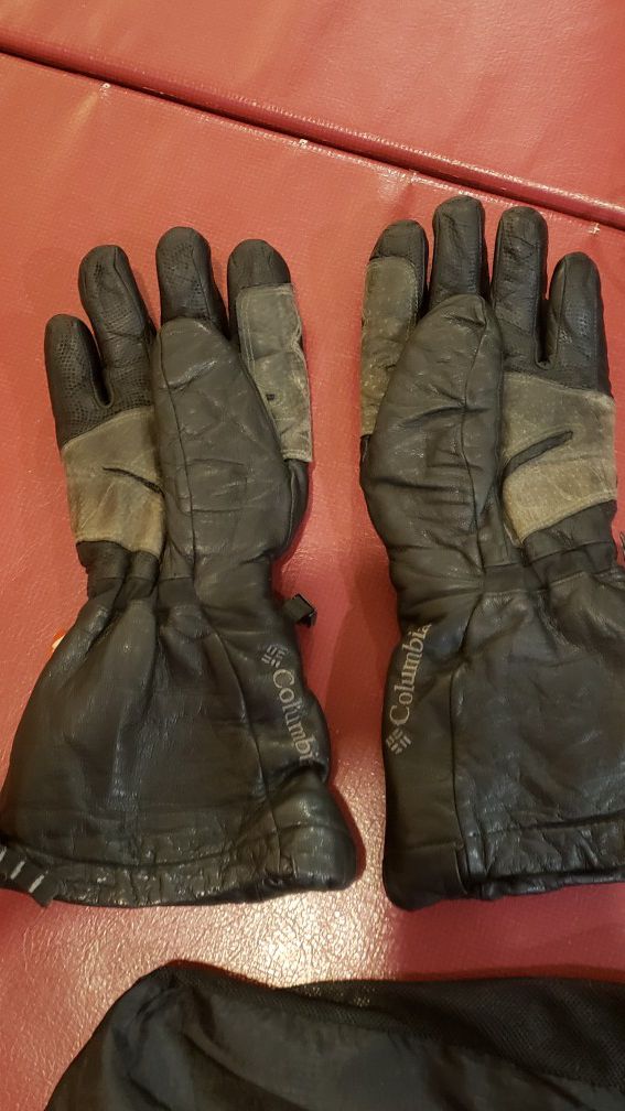 Columbia ski thermal omni-heat electric heated gloves, Mens M, unisex womens L