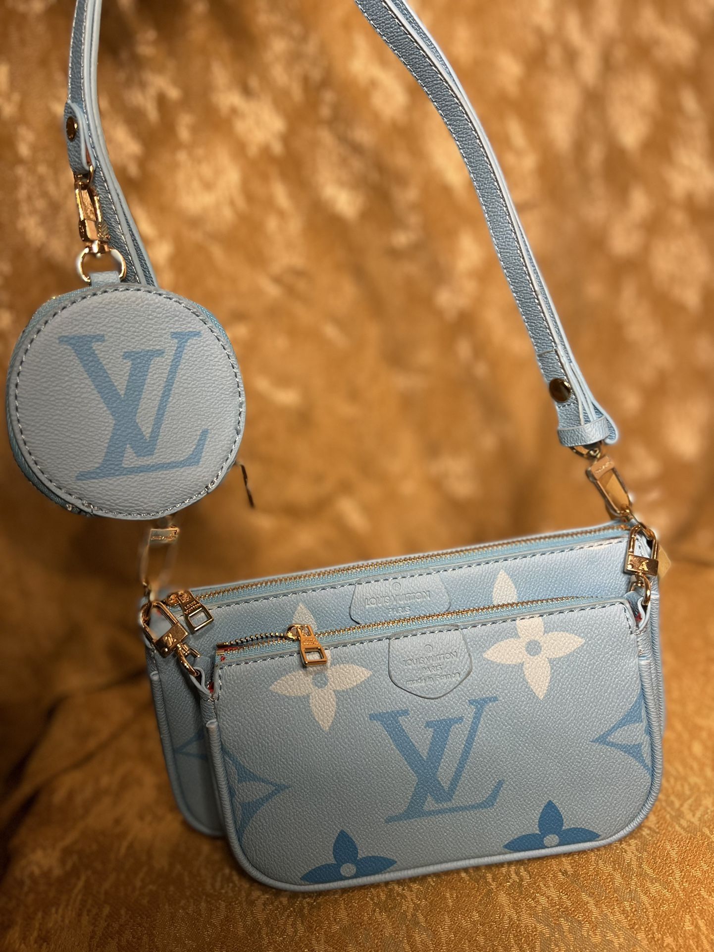 Womens Pouchette