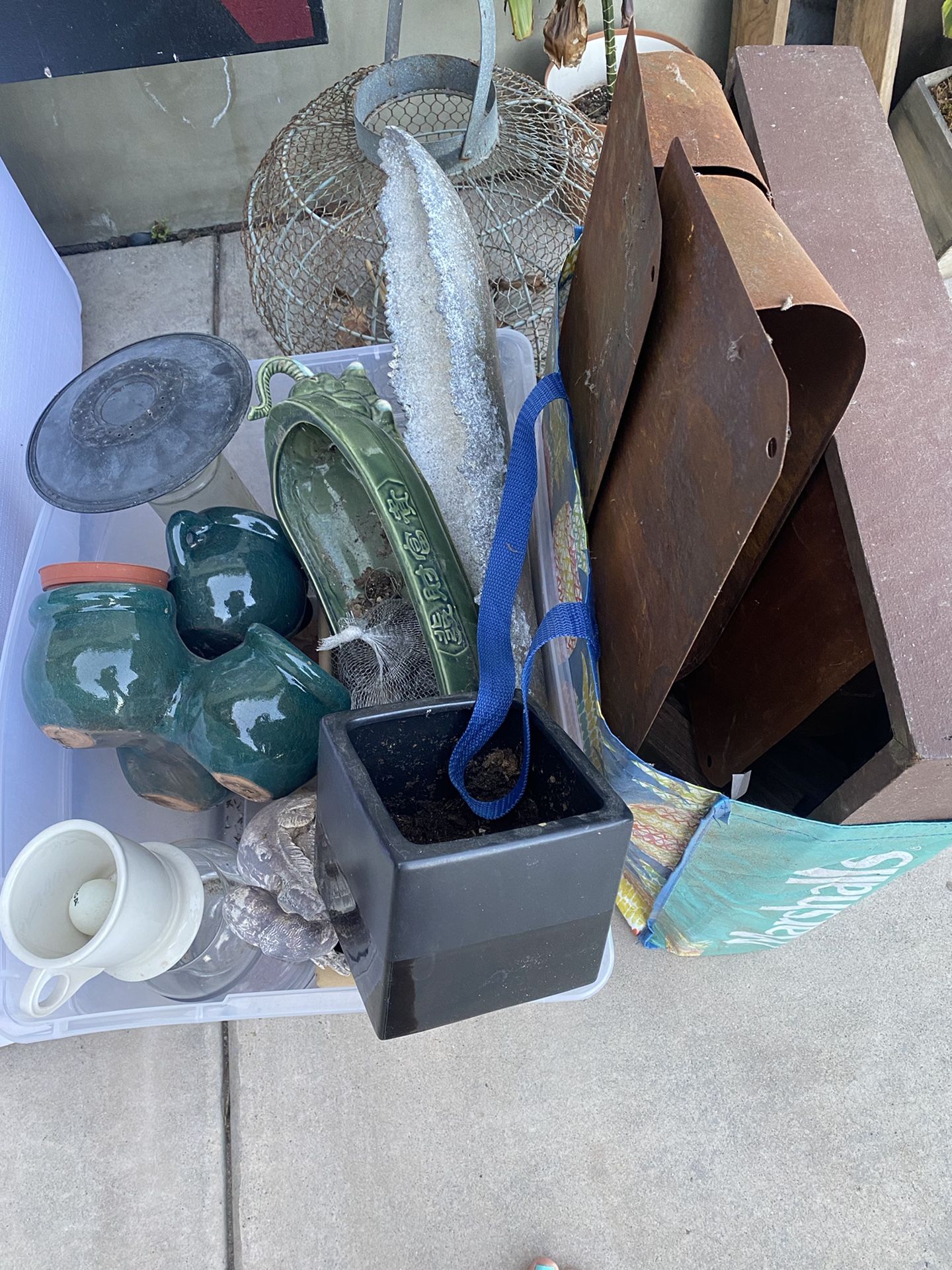 Free- 1926 Oxford Ave Cardiff-