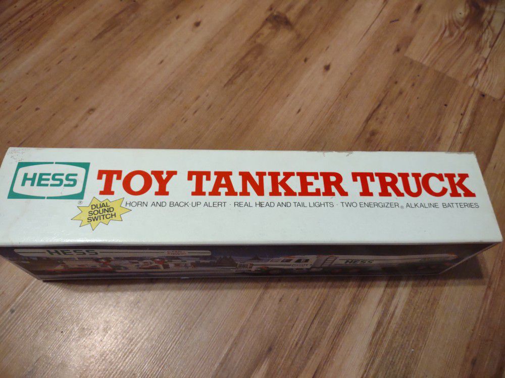 HESS Toy Tanker Truck 1990