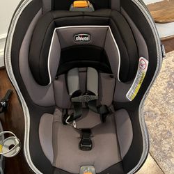 Chicco NextFit carseat Thumbnail