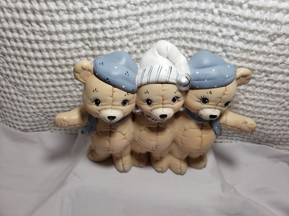 Ceramic Teddy bear trio . Good condition and smoke free home. Measures 8 3/4" T X 9 3/4" L