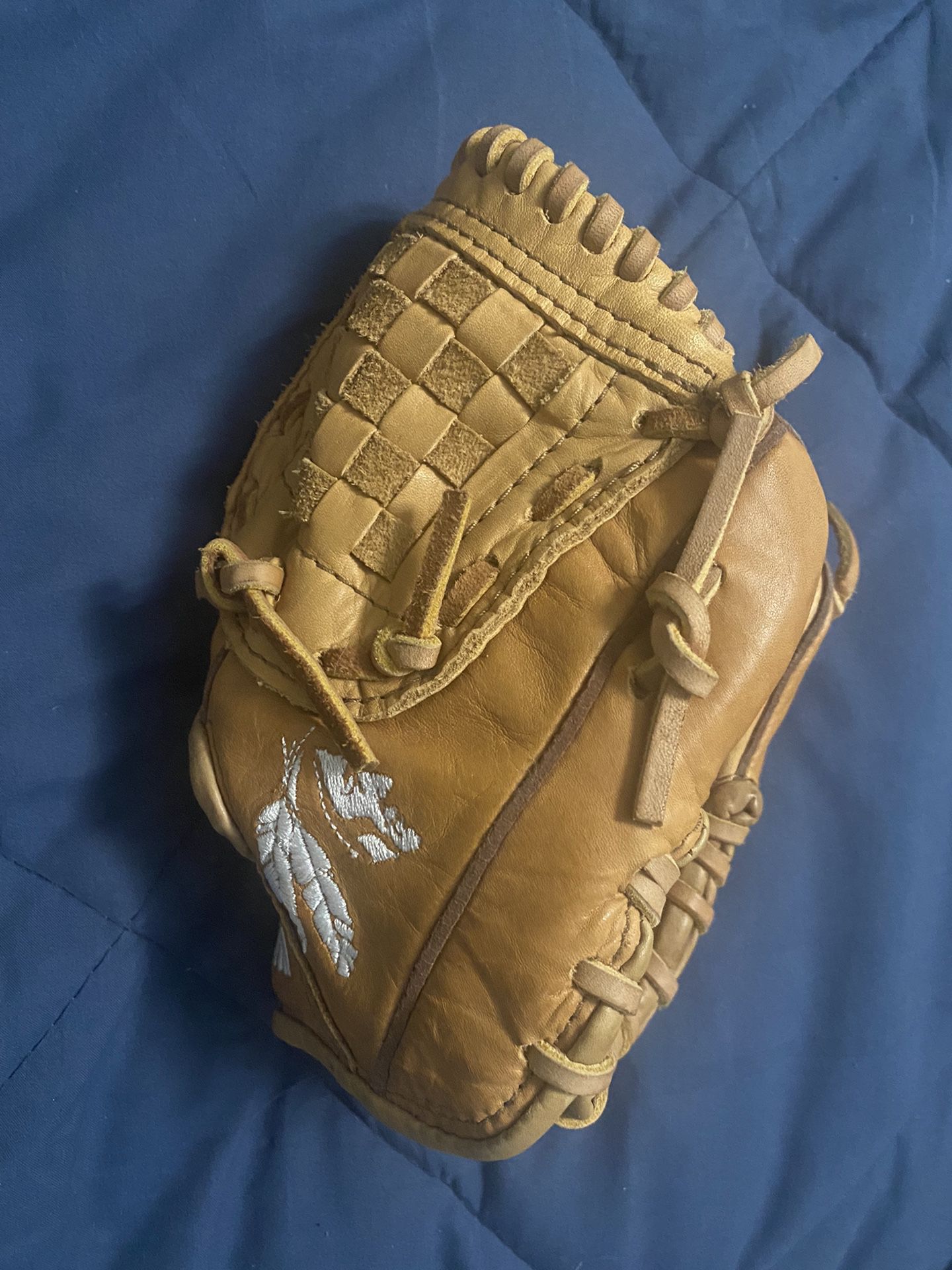 Nokona Child’s Baseball Glove 