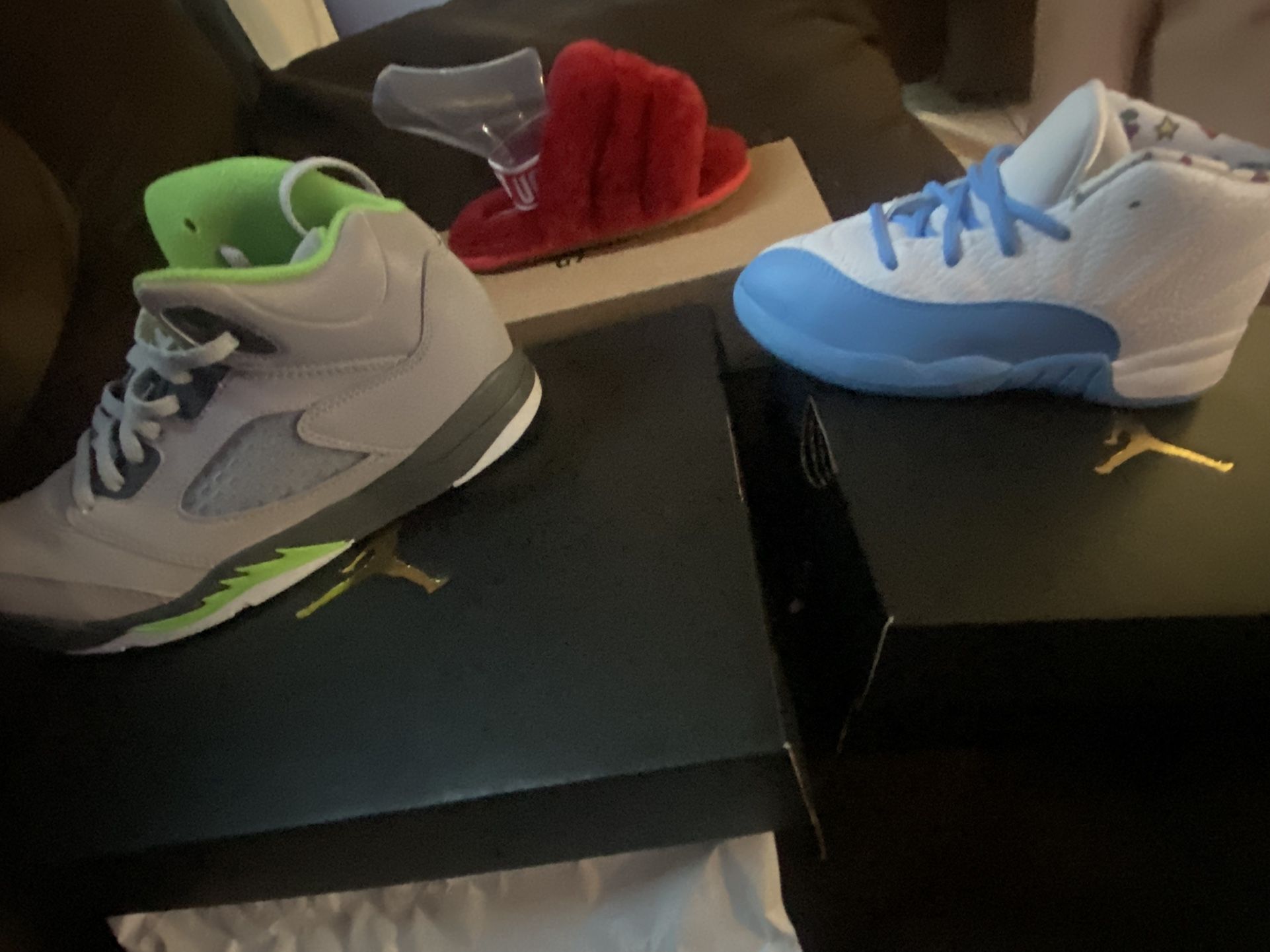 Jordans Youth Size 1, 7 Girls, 9C