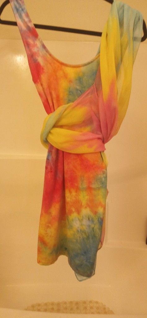 Pretty Tie Dye Dress With Scarfs