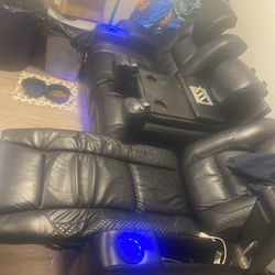 Power Recliner w/ Lights, Storage, & Cupholders Thumbnail