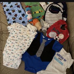Baby Clothes 0-3 Months, Burp Towels, Bibs And Socks Thumbnail