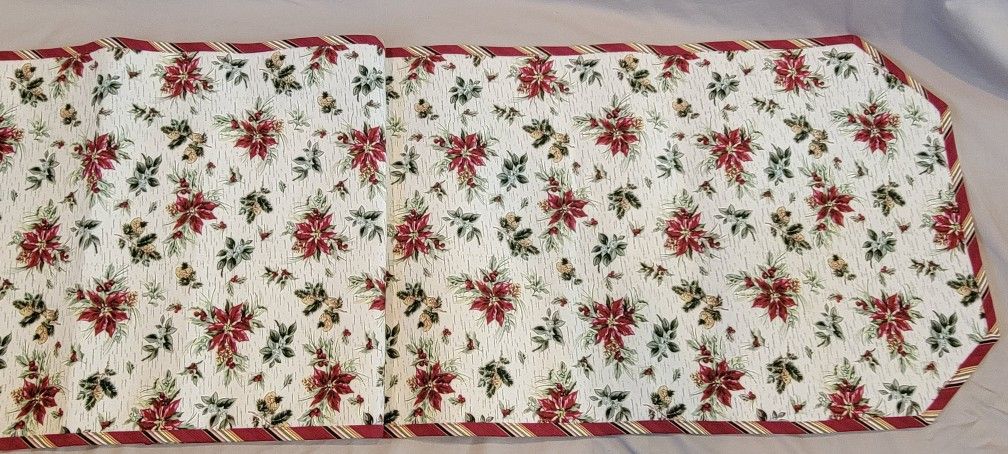 Longaberger Reversible Holiday Table Runner
