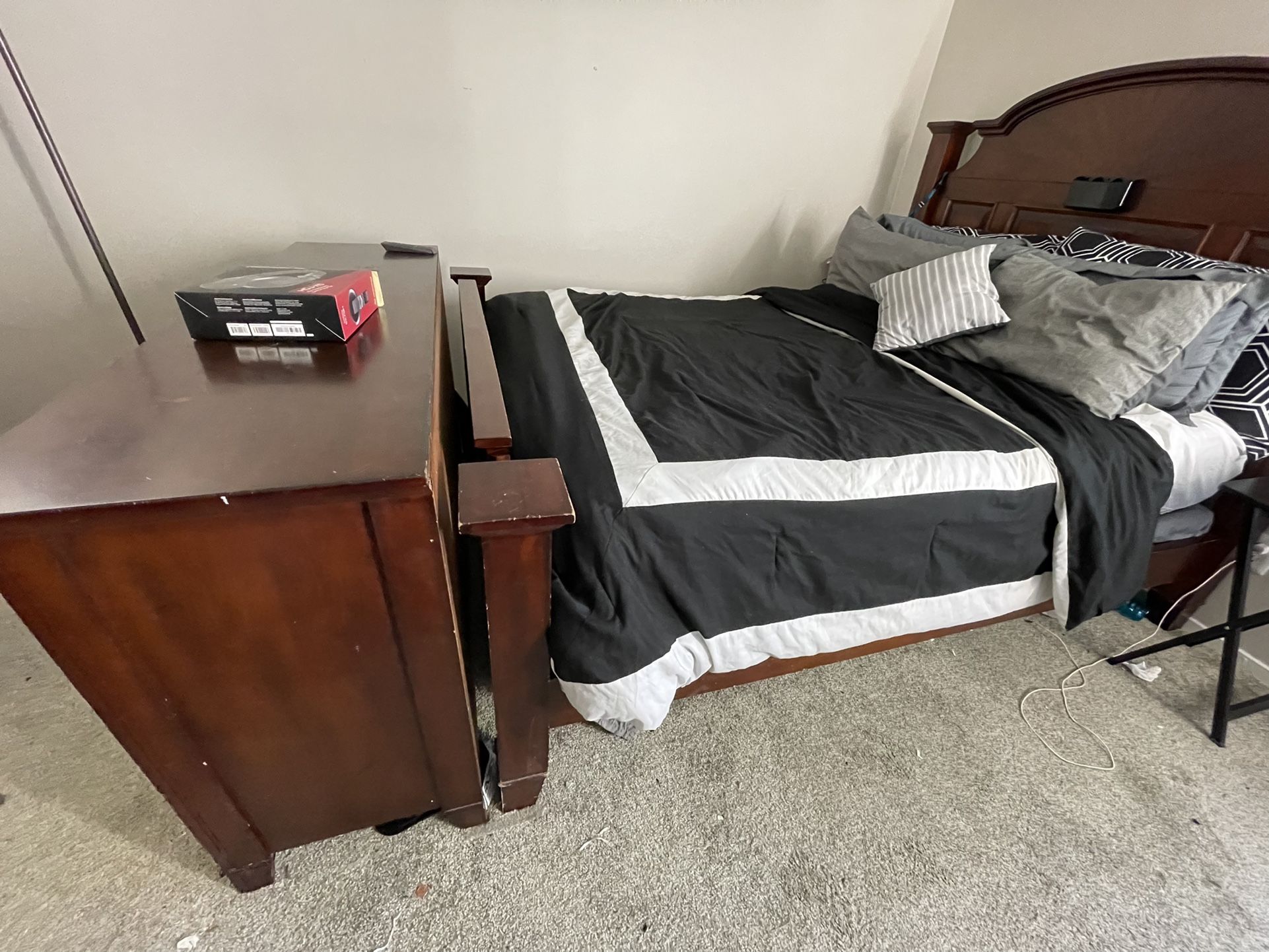 Queen bed frame And dressers