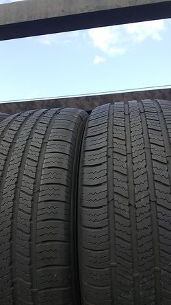 Pair of Goodyear tires size 215/55/17 Thumbnail