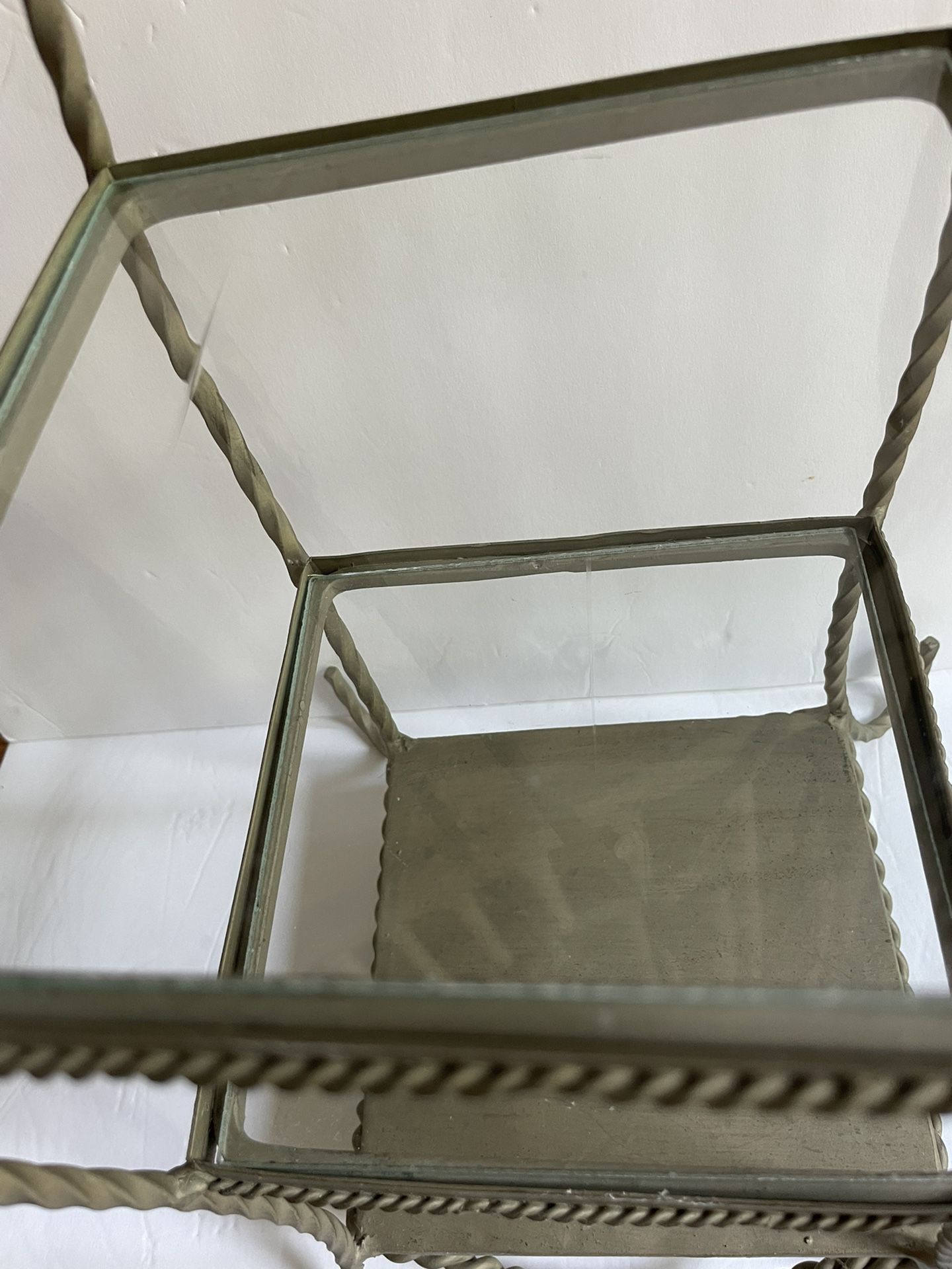 Three - Level Metal/Glass Decorative counter Shelf