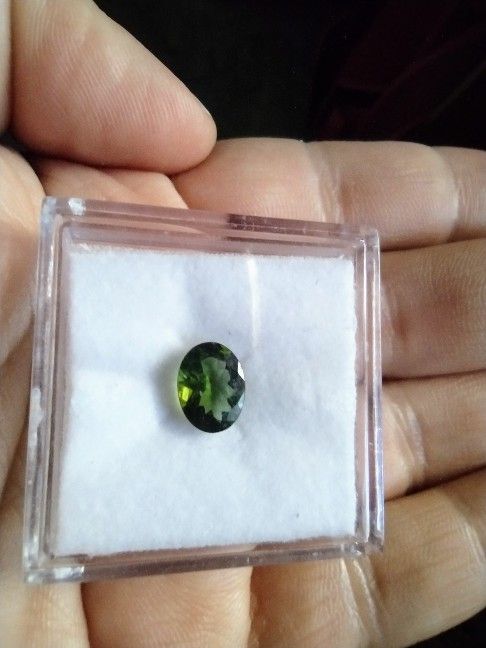 Value pack #2: natural green tourmaline, natural pink ruby and one vintage brooch