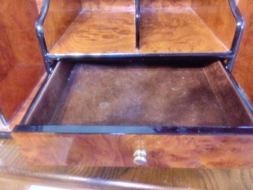 Desk Top Organizer