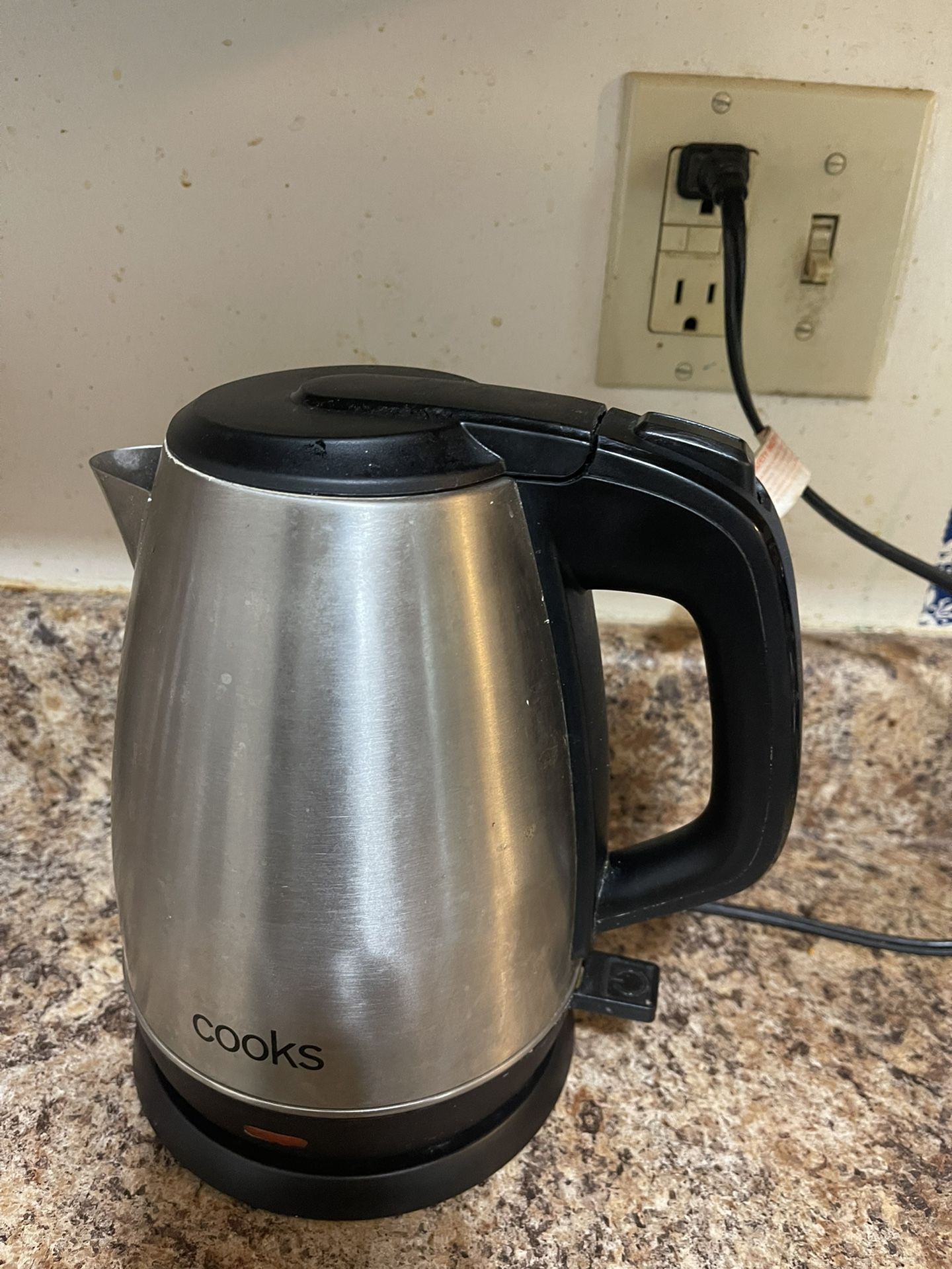 Cooks Electric Kettle