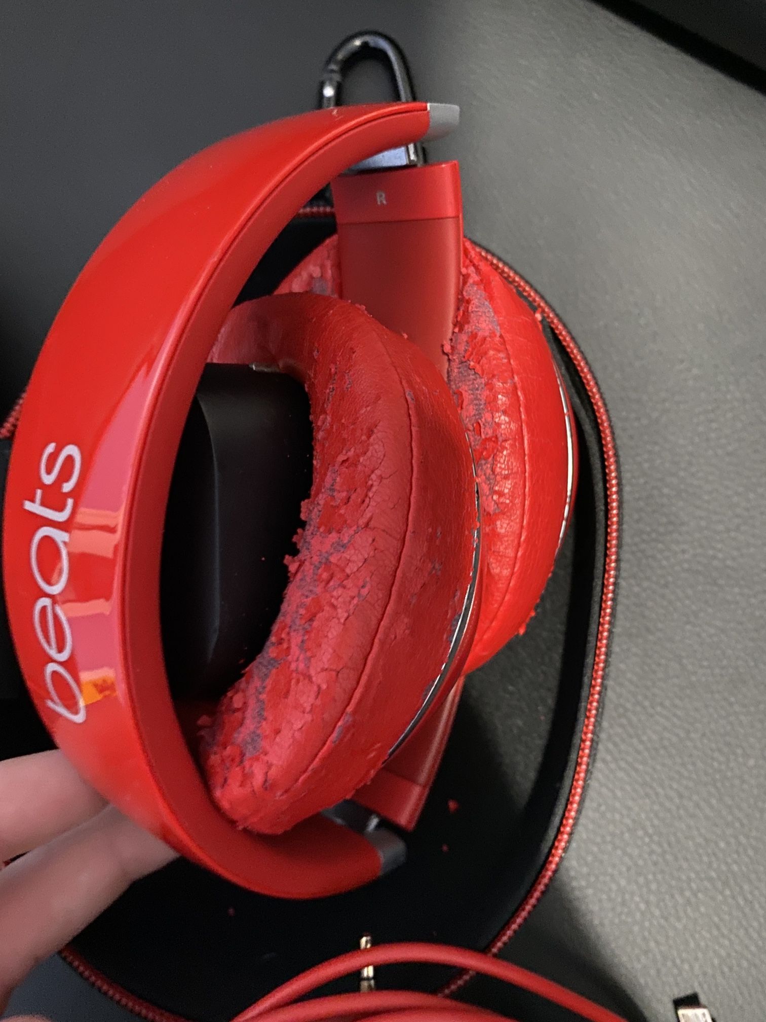 Beats Solo