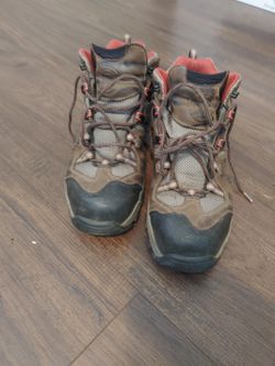 Women's Steel Toe Boots Thumbnail