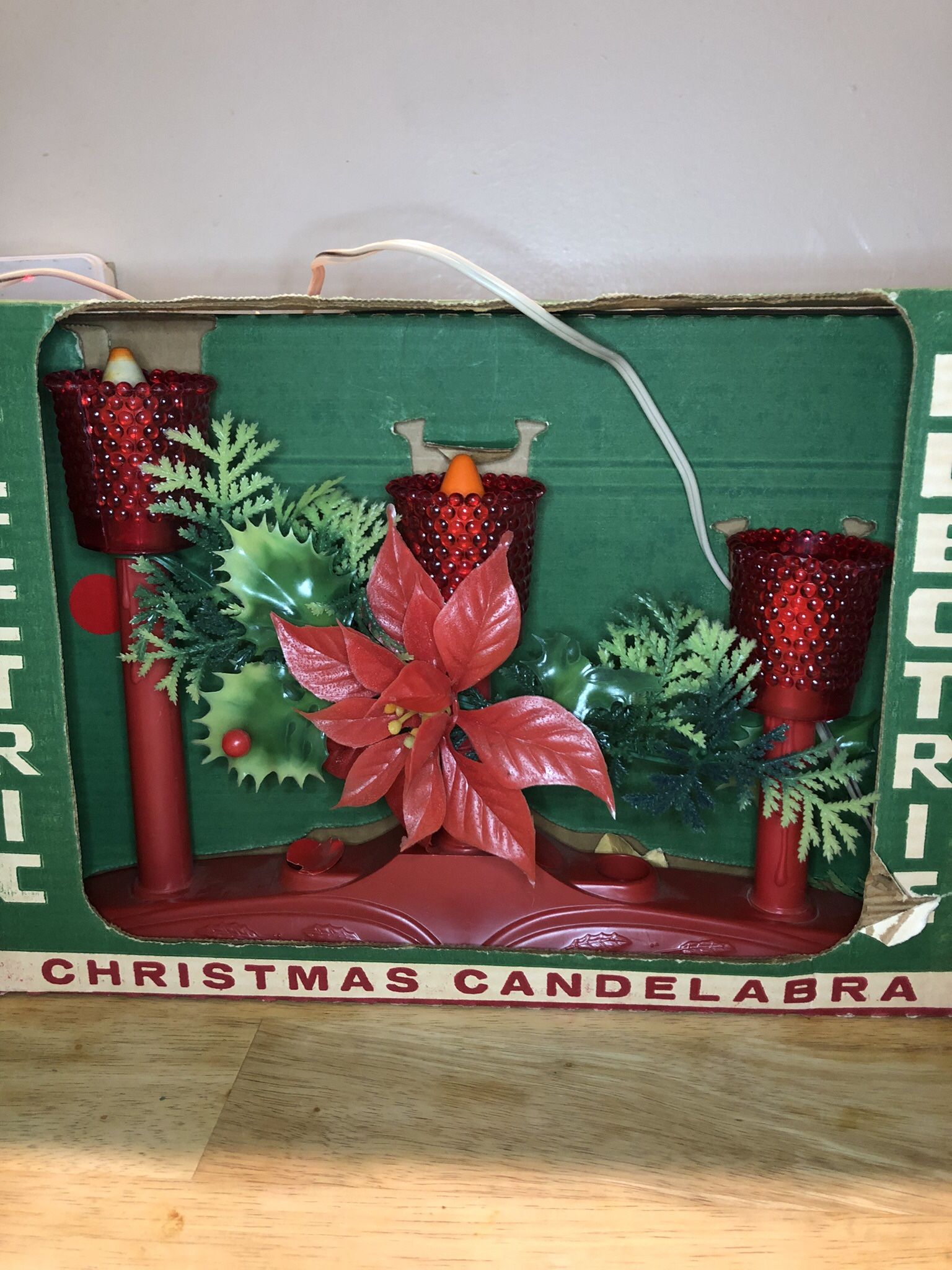 3 Vintage Christmas Red Candelabra In Box Beacon Electric #3720