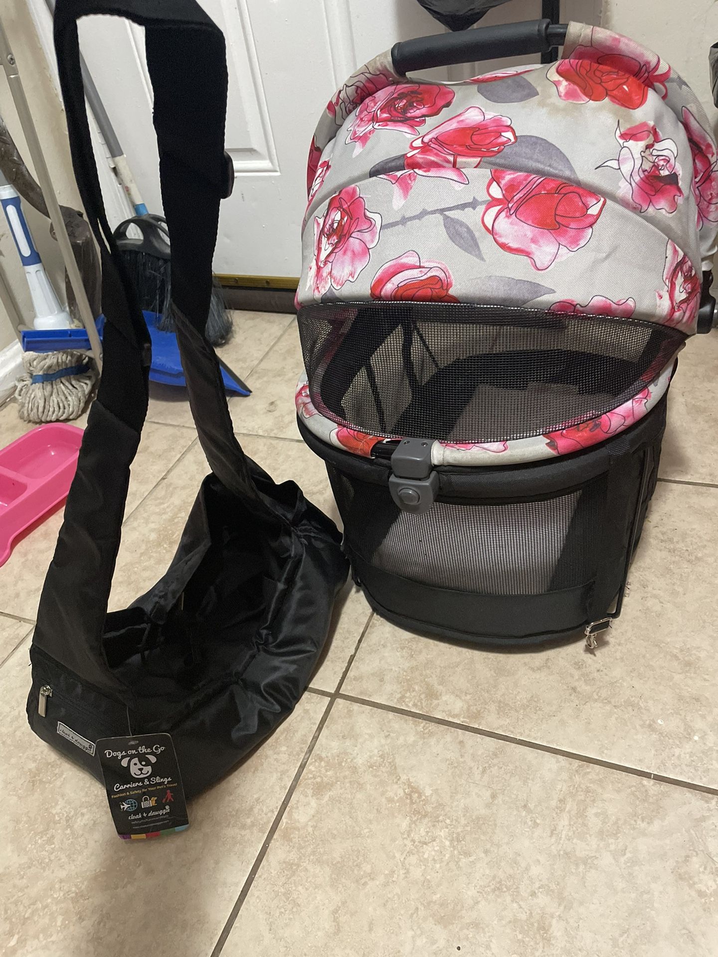Dog Carseat Carrier And Bag Carrier Everything For 50.00 need gone today