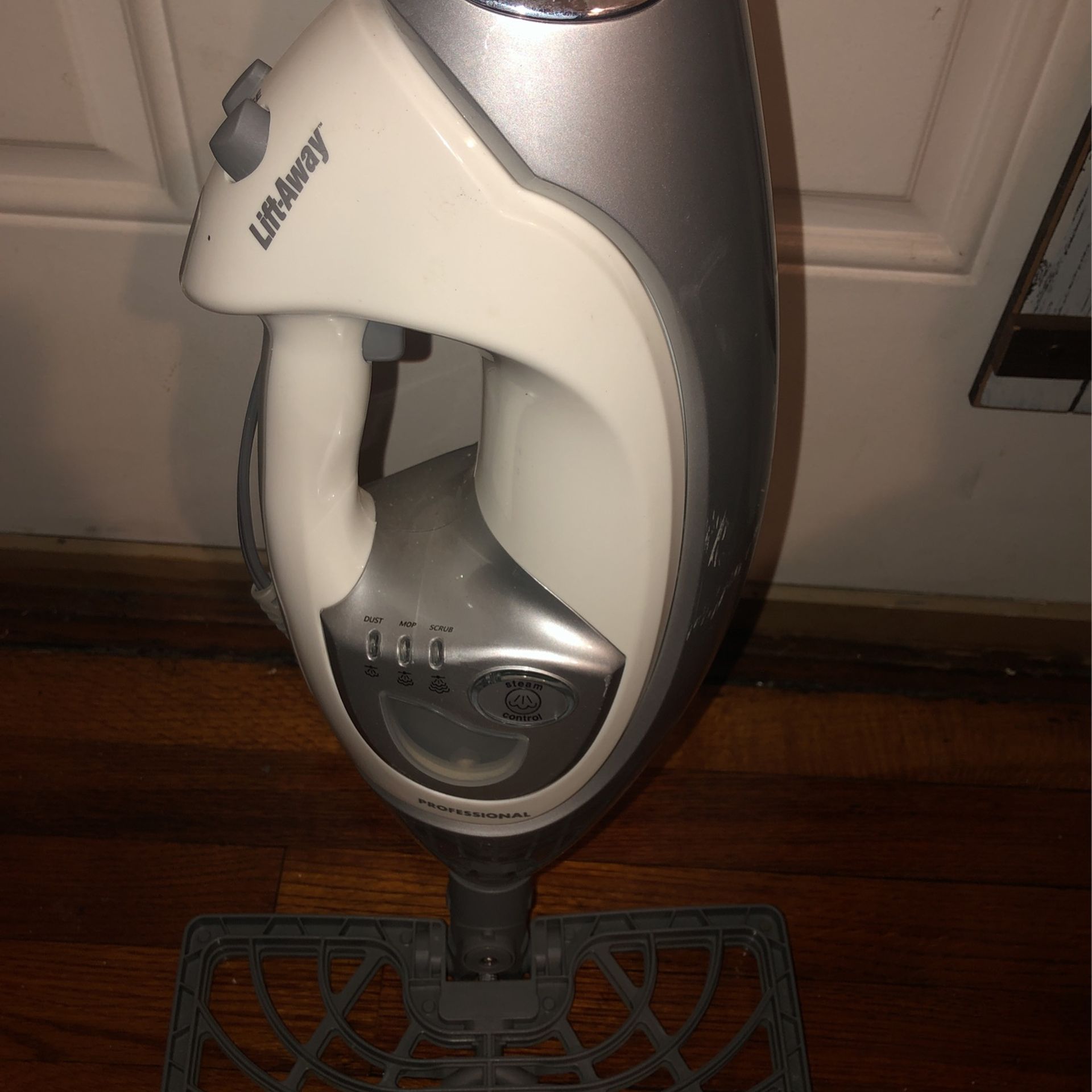 Shark Liftaway Professional Steam Pocket Mop