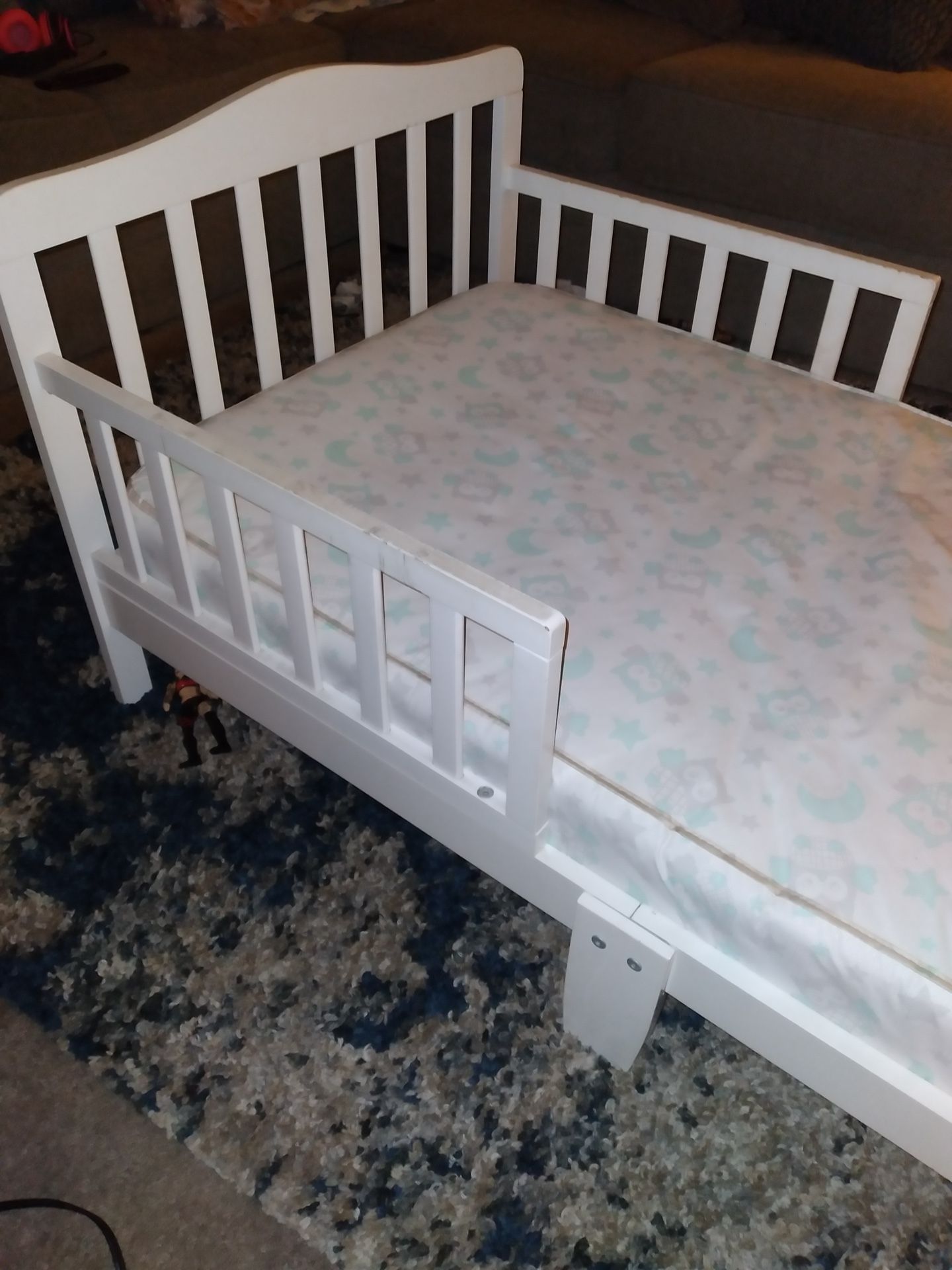 White Toddler Bed