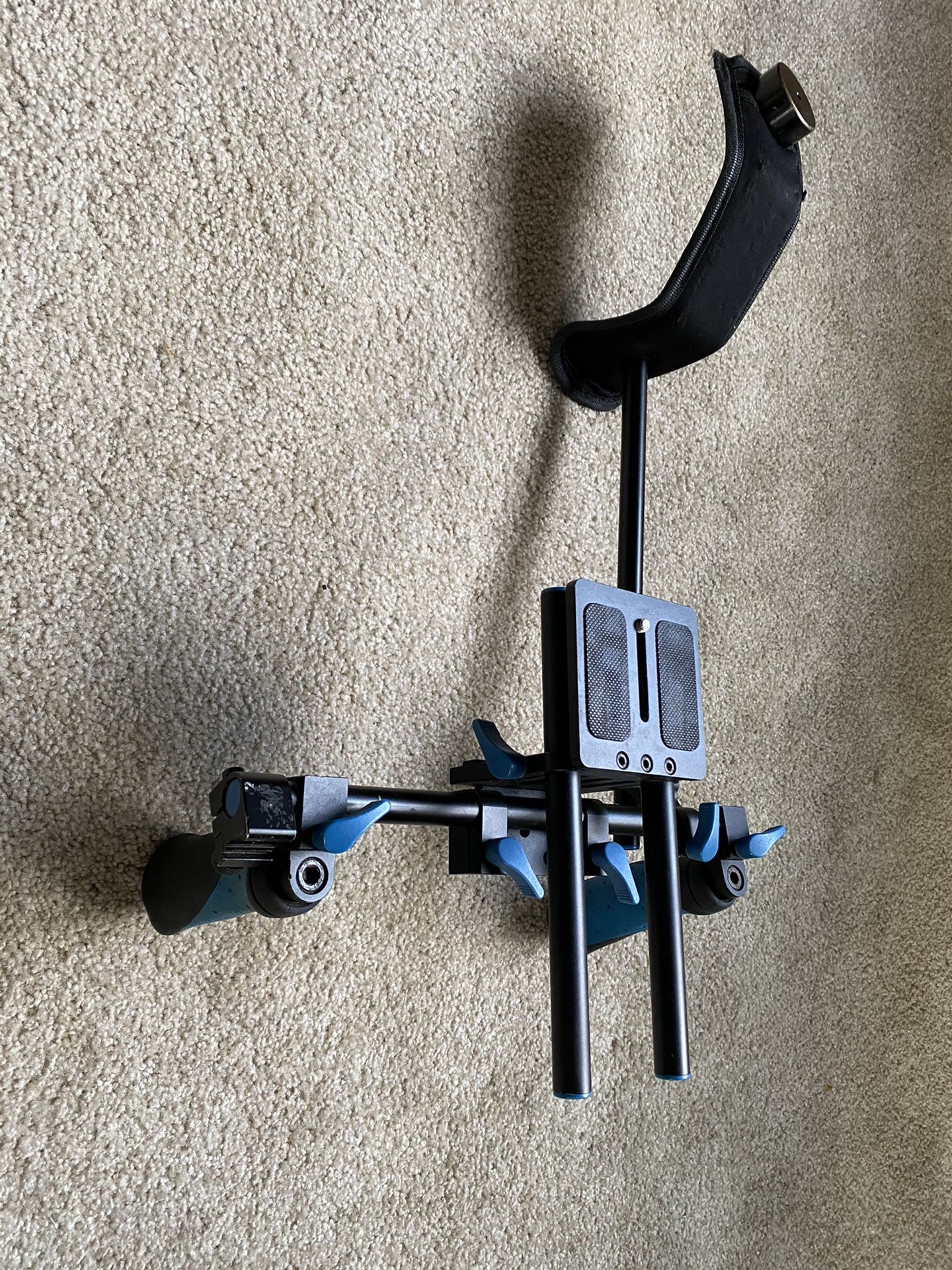 Camera Shoulder Rig