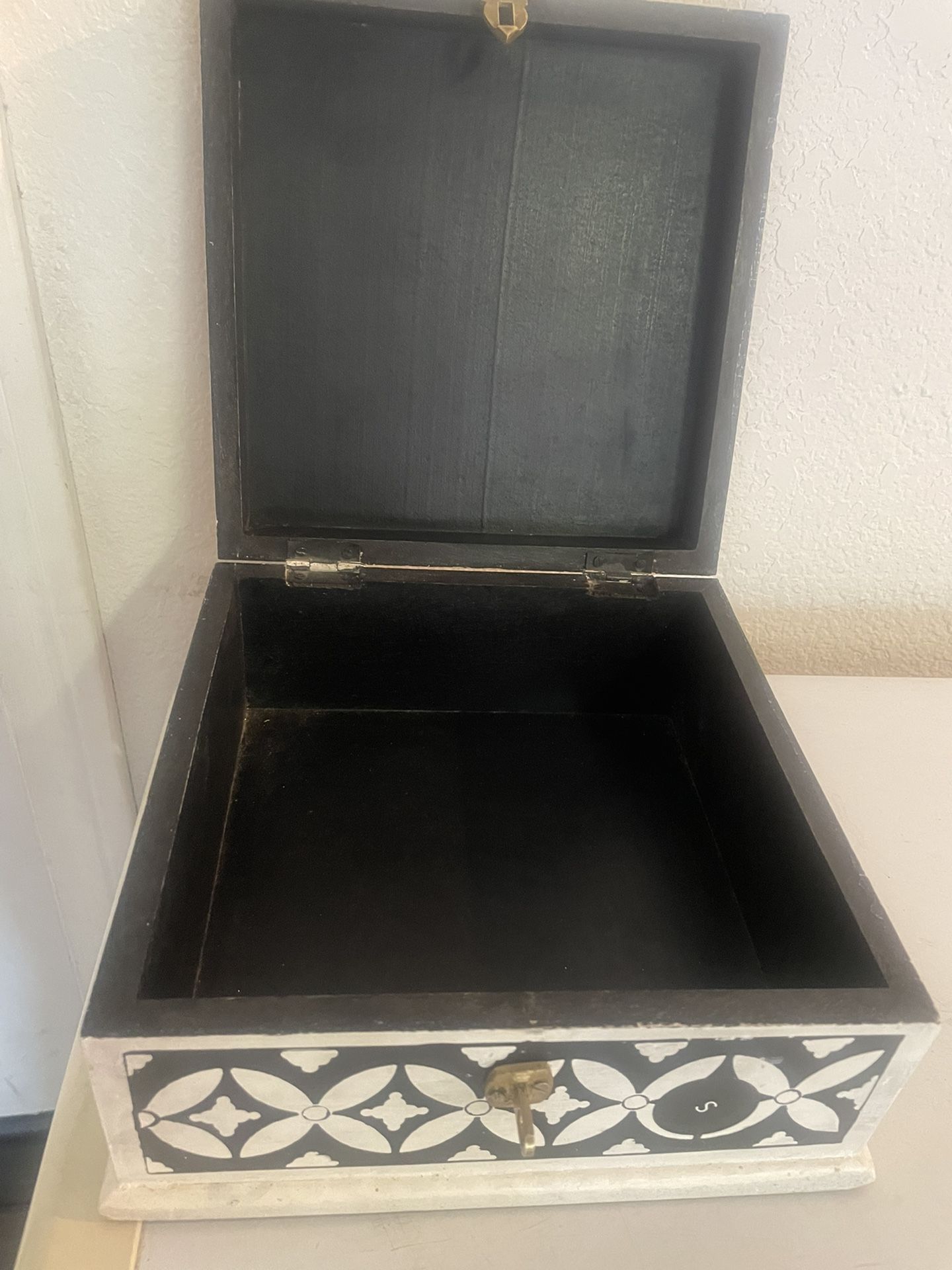 Small Wood Storage Box $10