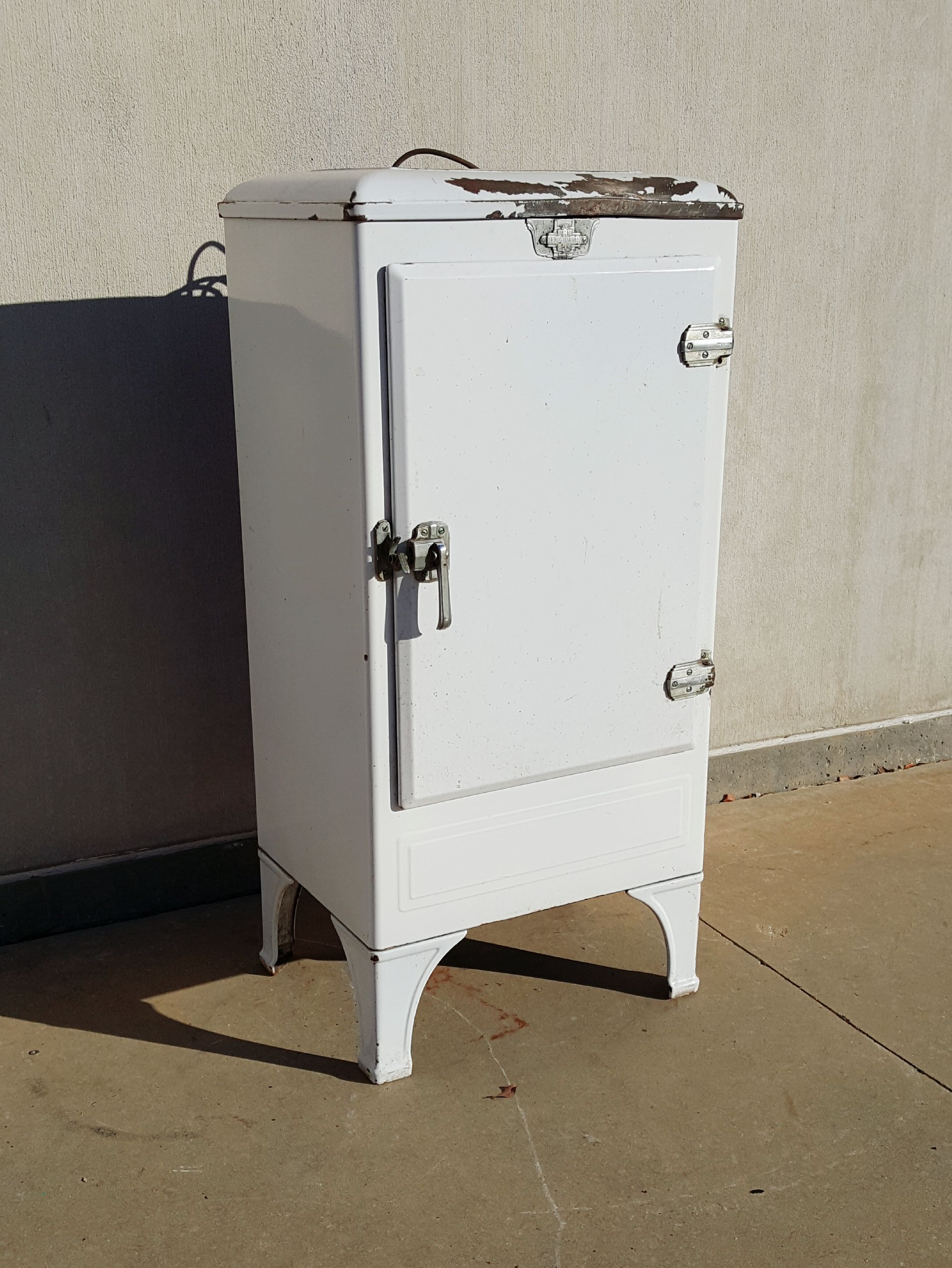 Rare 1935/36 GM Frigidaire Standard Line Refrigerator for Sale in