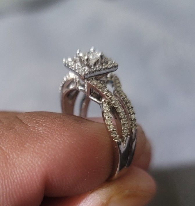 1/2 Carat..