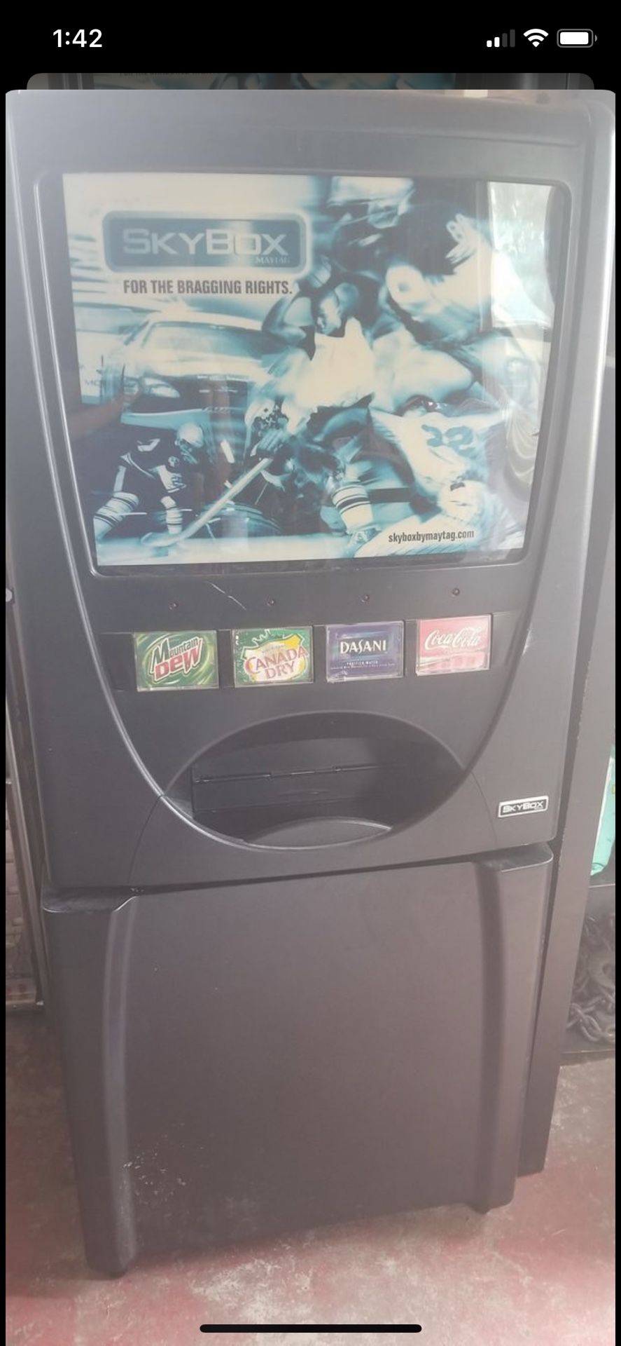 Maytag Skybox Vending Machine READ DESCRIPTION for Sale in Portsmouth