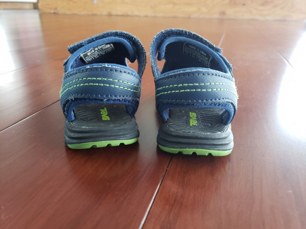 Teva Pysclone 5 Sport Sandal (Toddler) | Navy/Green | Size 5