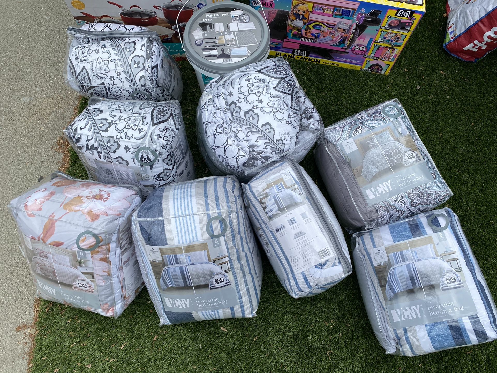 Lots Of Items