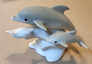 Highbank bisque porcelain dolphin mother&baby-Lochgilphead Scotland Thumbnail