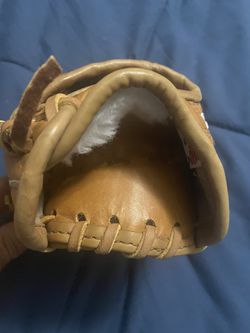 Nokona Child’s Baseball Glove  Thumbnail