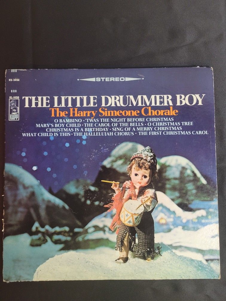 Christmas Set Santa Clause Is Coming To Town and The Little Drummer Boy Vinyl