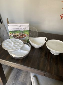 3 Items -cake plate/bowl/serving chiller Thumbnail