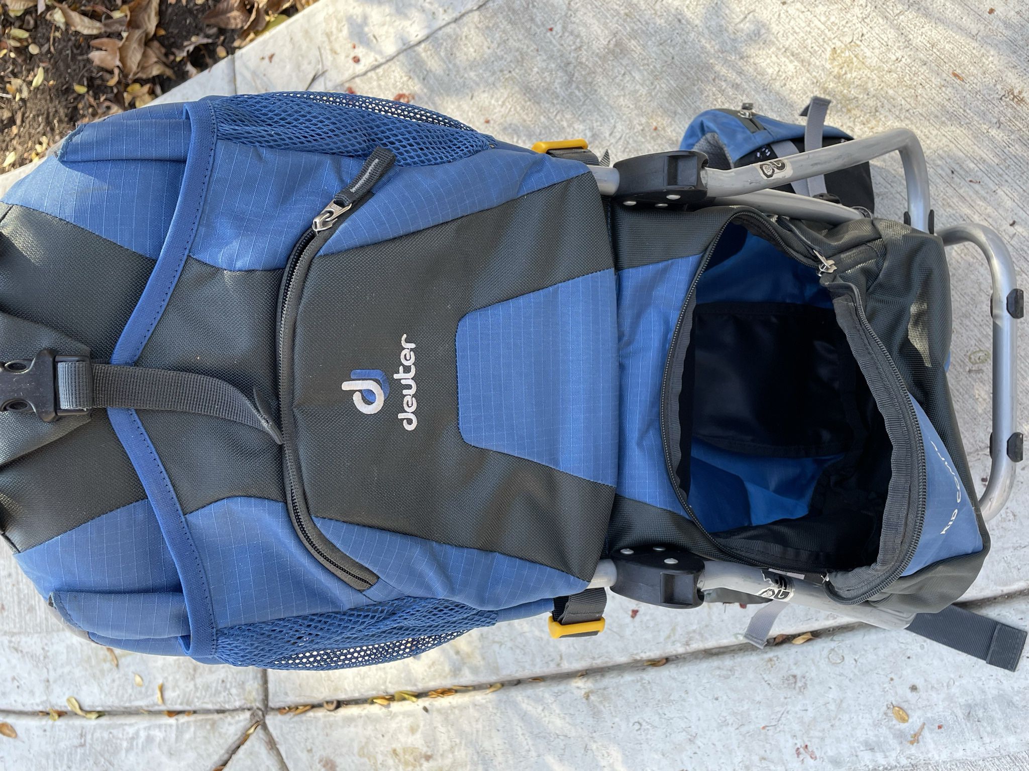 Kid carrier hiking backpack