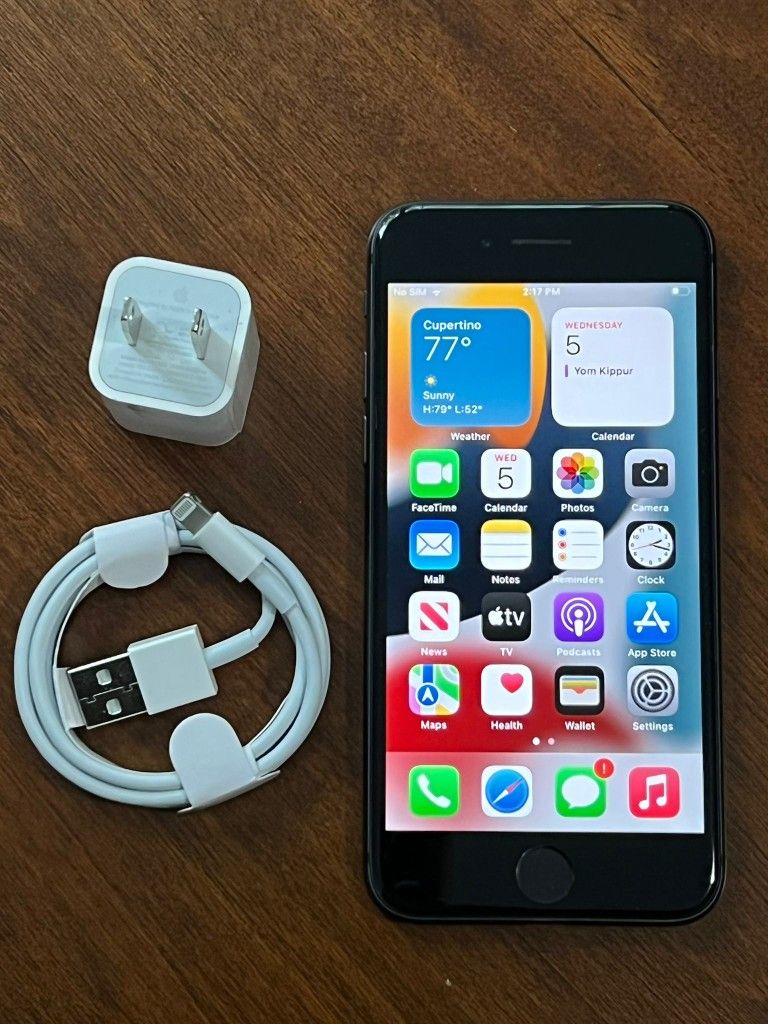 iPhone 8 , Unlocked for All Company Carrier, Excellent Condition like New