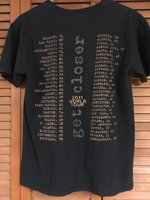 Keith Urban 2011 tour shirt