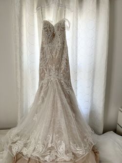 Size 6 Sophia Tolli Wedding Dress Thumbnail