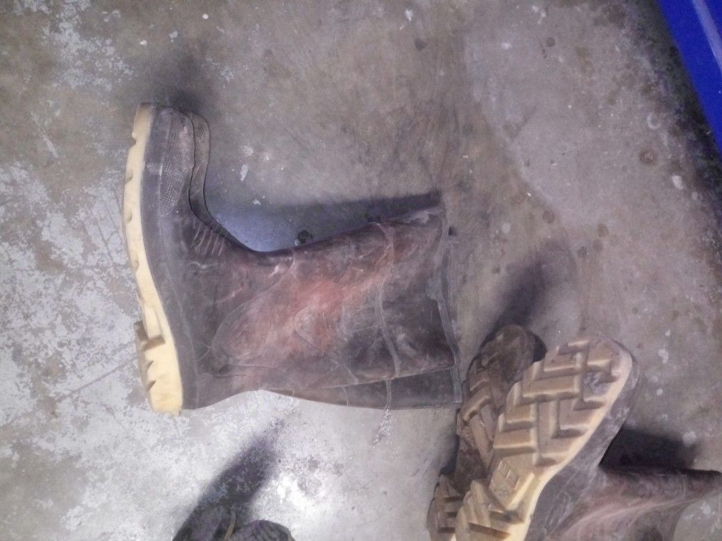 Rubber Boots 3 Pairs Size 11