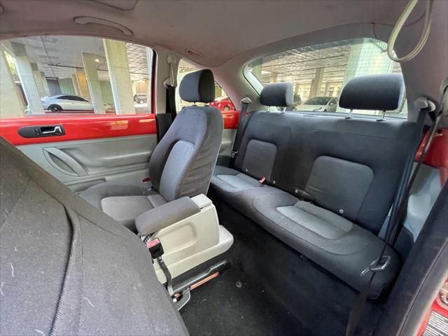 2004 Volkswagen New Beetle Coupe