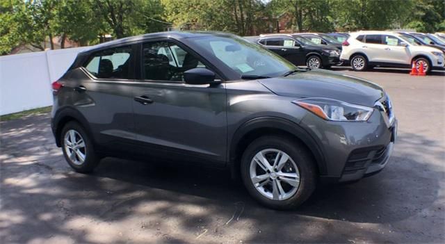 2020 Nissan Kicks