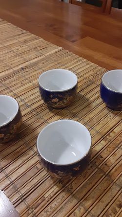 Tea pot and cups Thumbnail