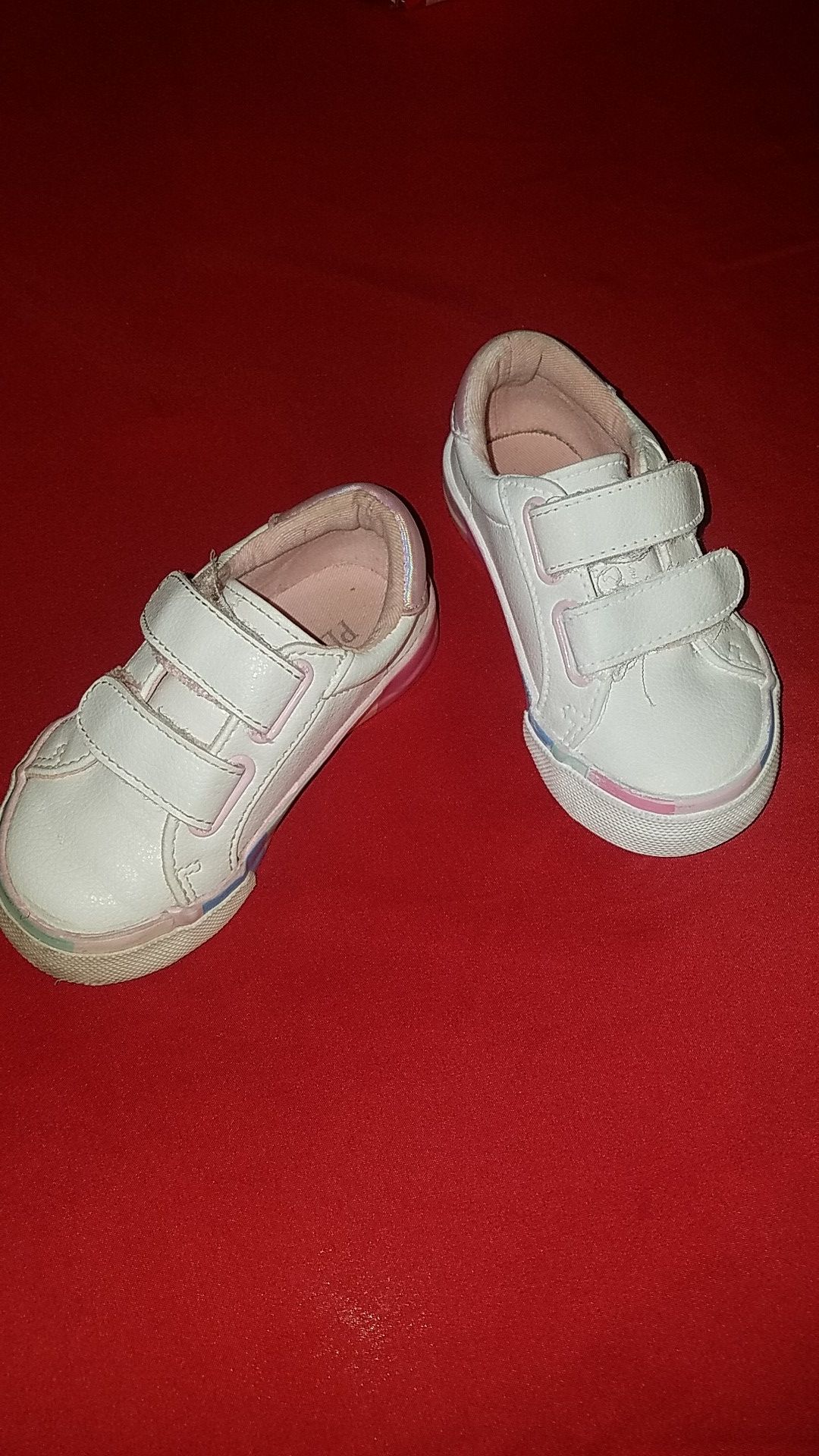 Pointed toe white pleather sneakers size 6