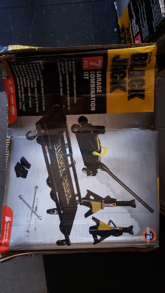 Black Jack 7pc Garage Combination Kit