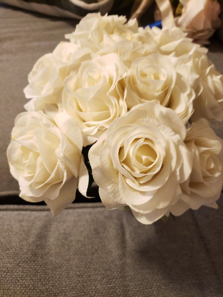 White Rose Silk Flowes