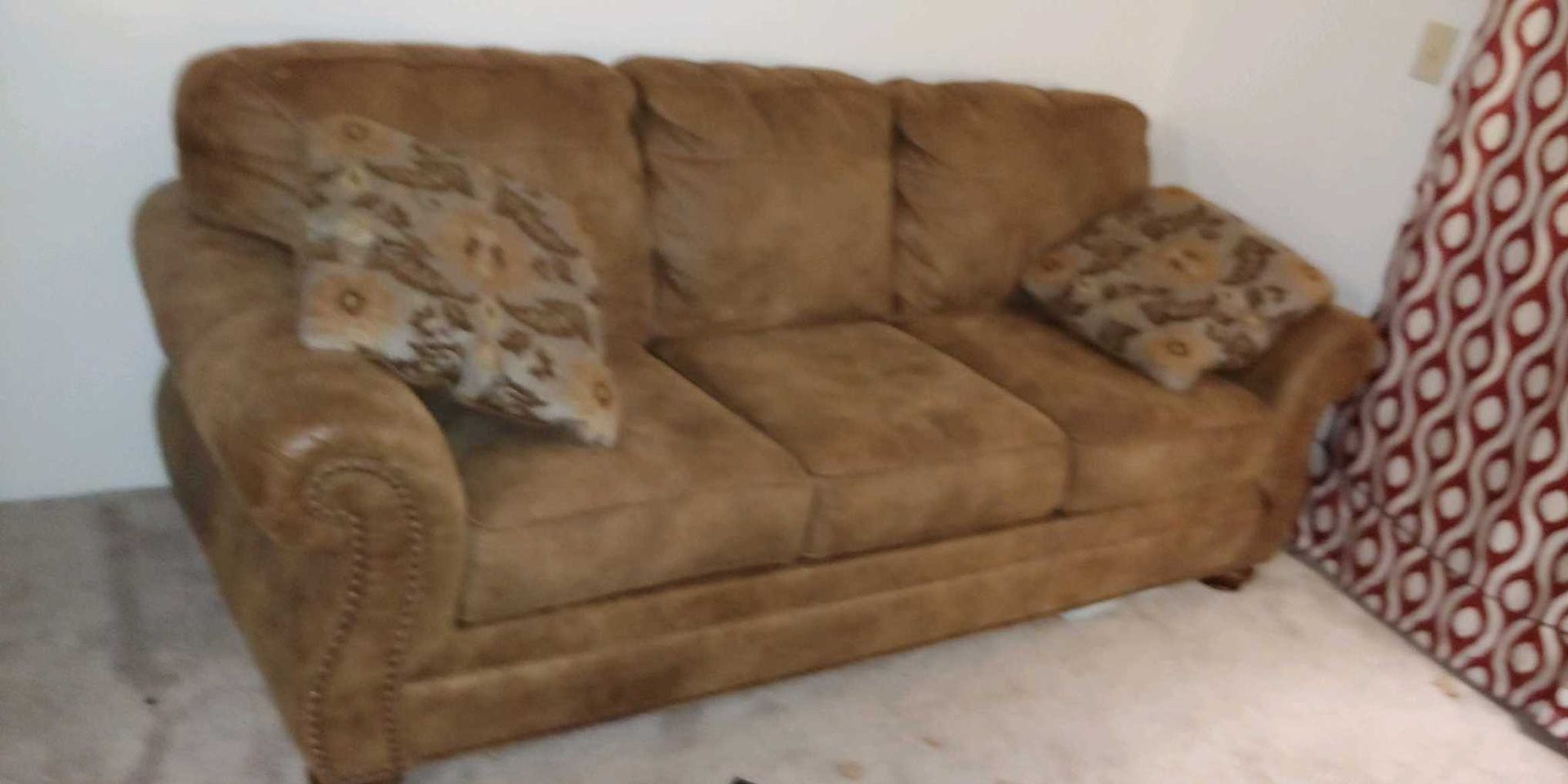 Great condition Leather Sofa Couch with Full Size Sleeper Sofa bed for