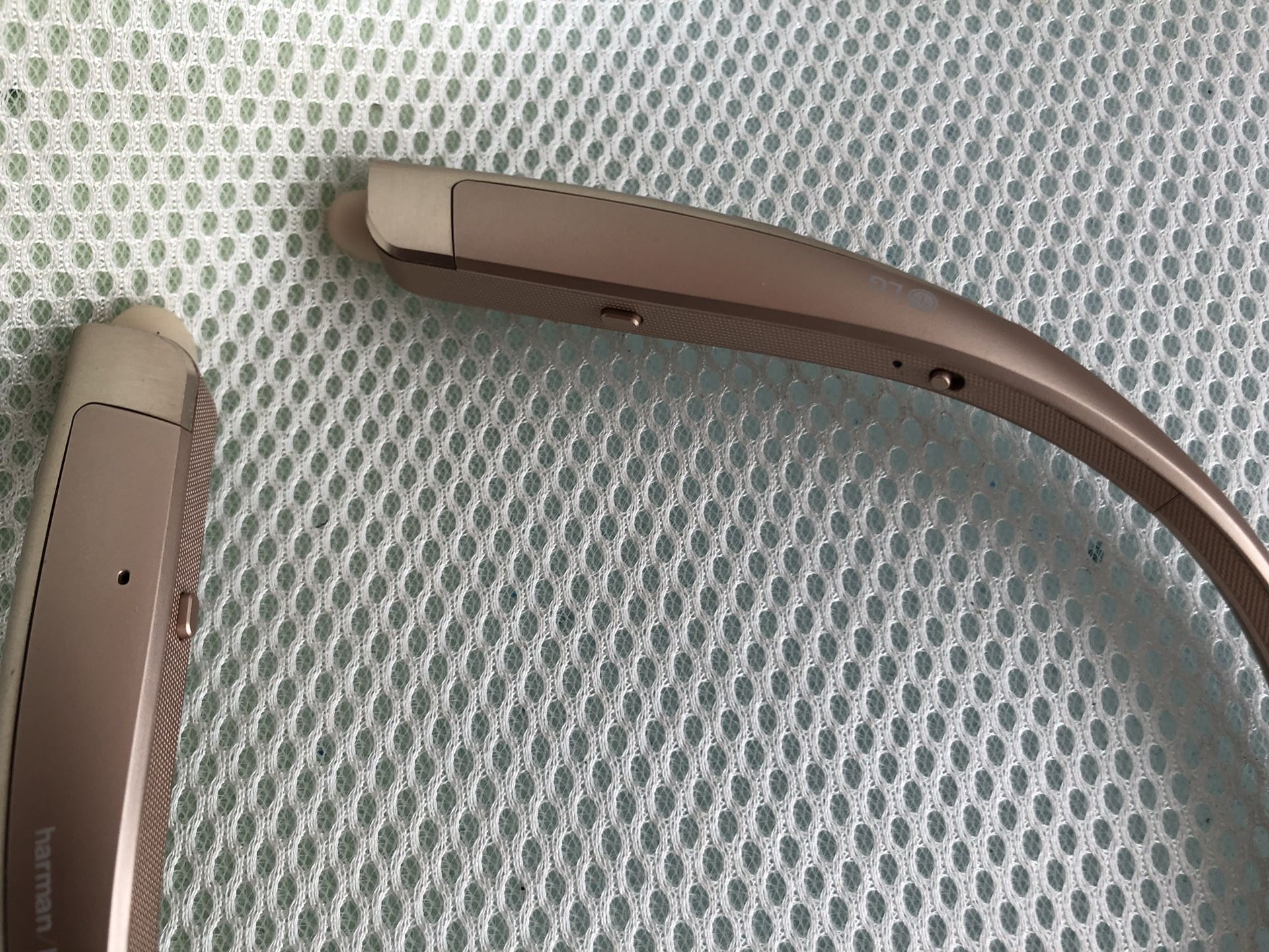 Lg 1100 Bluetooth headset